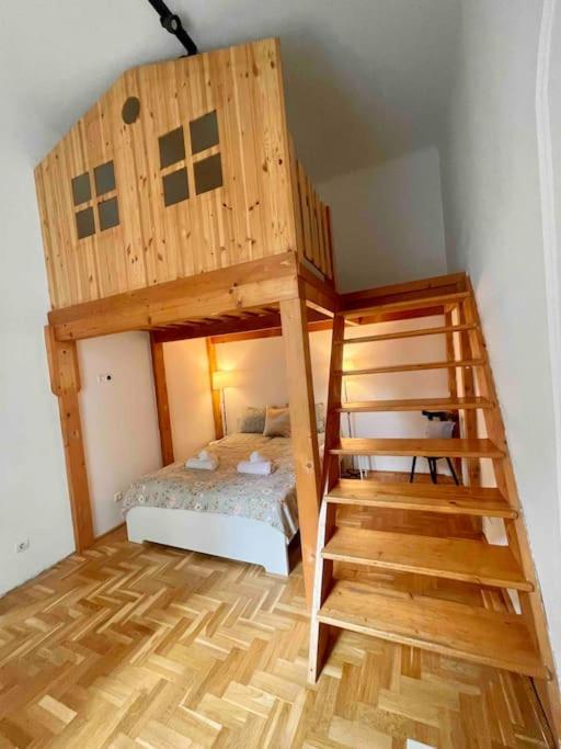 Knezits Spacious Ac Terrace Free Parking Budapest Exterior photo